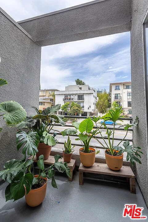2 bed, 2.5 bath, 1452 sqft, $5,495 — Photo 3