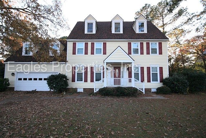 1st image of 209 Maplewood Dr