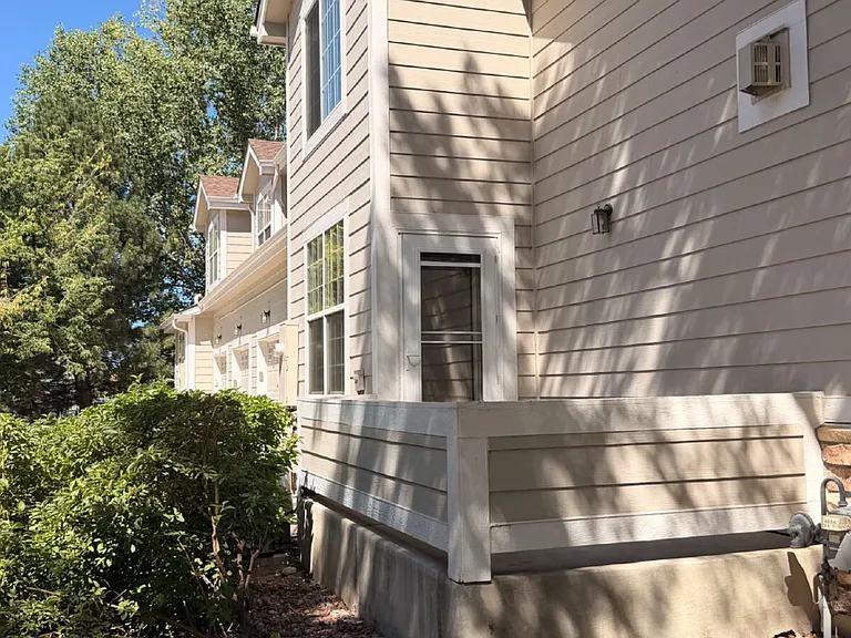 1613 Metropolitan Dr #C — Photo 2