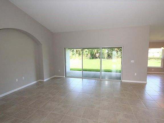 4th image of 53 Frenora Ln