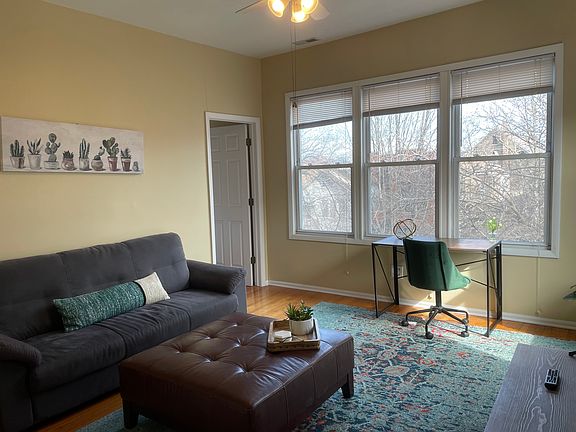 2nd image of 3022 S Princeton Ave #3F