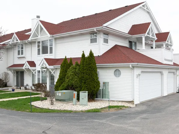 3128 Wood Rd, Racine, WI 53406