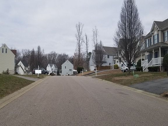 4th image of 5618 Charter Oak Dr