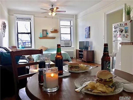 Sold by Douglas Elliman | media 15