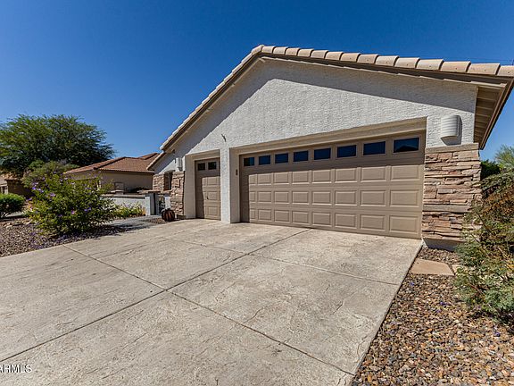 3rd image of 23934 S BERRYBROOK Drive
