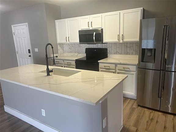 4th image of 14428 Dunrobin Dr