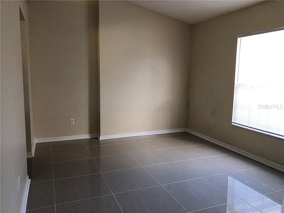 5th image of 10224 Bloomfield Hills Dr