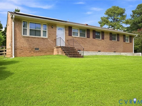 1721 S Halcun Dr, Petersburg, VA 23803