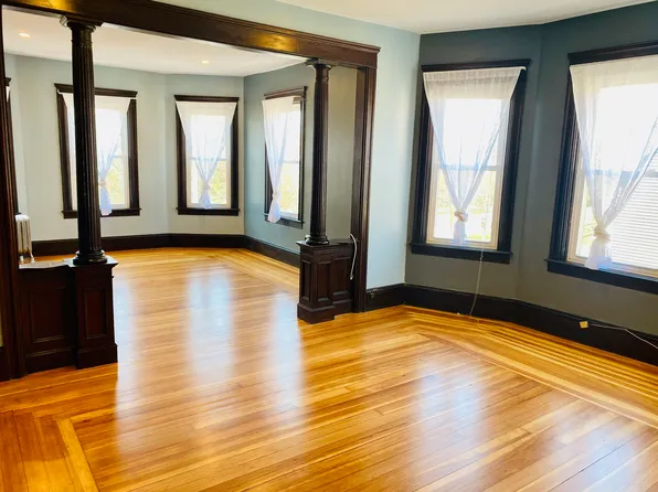 97 Raymond St Floor 3, Providence, RI 02908