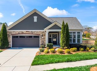 8020 Parknoll Dr, Huntersville, NC 28078