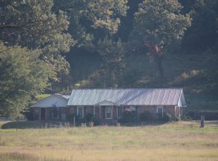 306 Peckerwood Ln, New Blaine, AR 72851