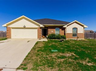 1257 Camden Yard Dr, Burleson, TX 76028