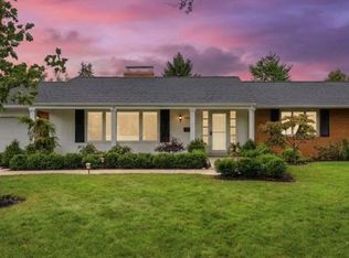 2033 Chardon Rd, Columbus, OH 43220