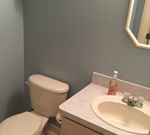 4th image of 21701 Lincoln Dr