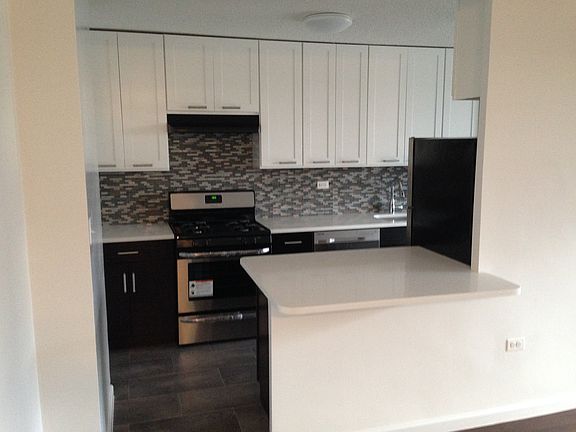 4th image of 875 Boynton Ave APT 16K