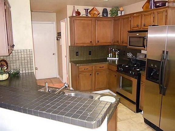4th image of 2082 Tara Ct