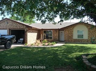 6217 NW Cheyenne Ave, Lawton, OK 73505