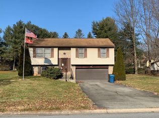 1605 Stanley Ave, Landisville, PA 17538