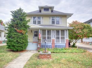 407 N State St, Monticello, IL 61856