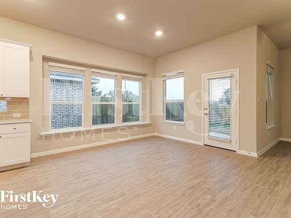 5th image of 15245 Cheshire Way