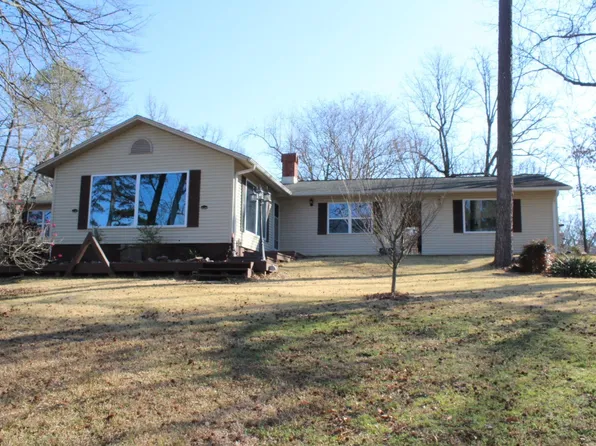 330 N Park Ave, Lockesburg, AR 71846