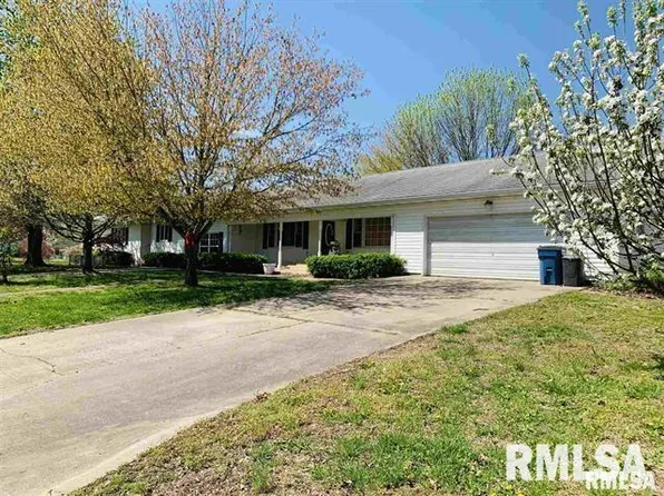 148 Front St, Anna, IL 62906