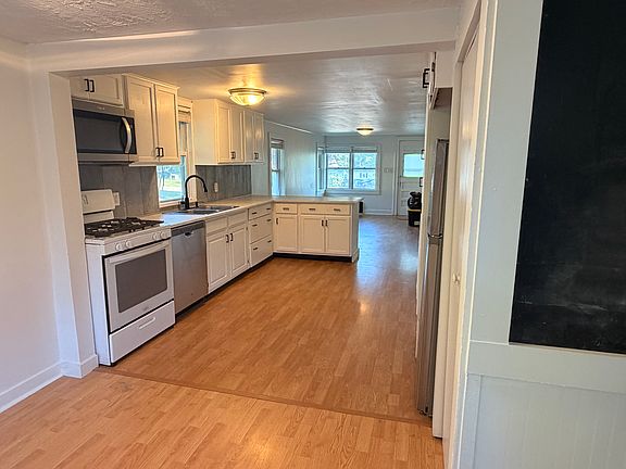 5th image of 120 Marble Island Rd