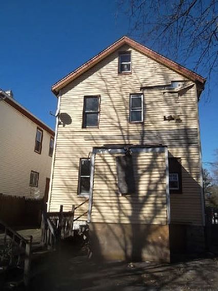 2nd image of 404 E 9th Ave