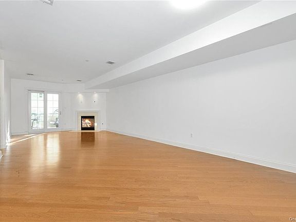 3rd image of 257 Central Ave APT 1-E