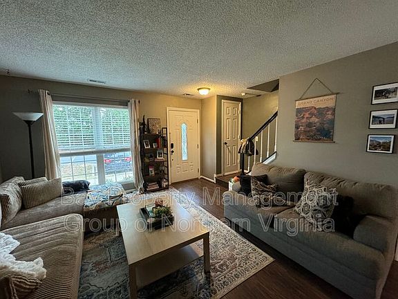 5th image of 6502 Morning Glen Ct