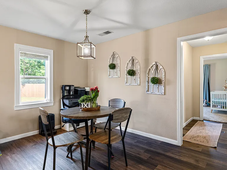 1008 Pierce St — Photo 3