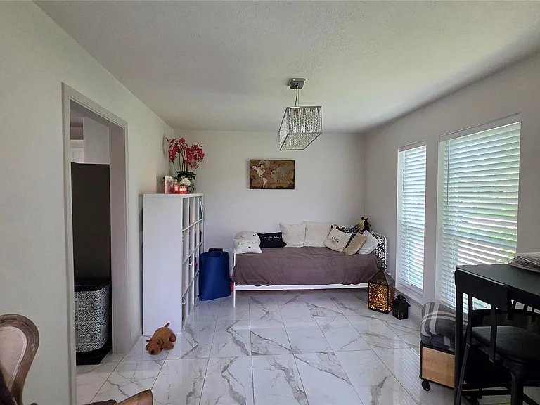 23510 Stratsborough Dr — Photo 33