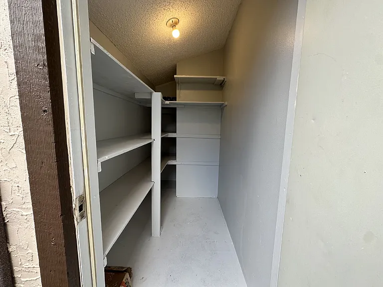 4022 Beaver Ln #1000H — Photo 22