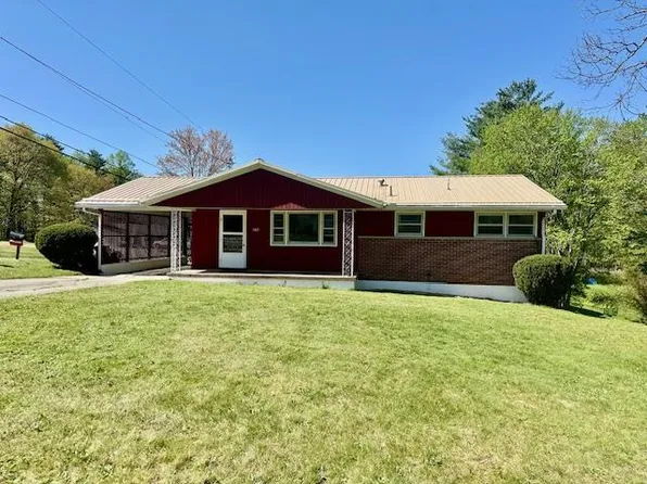 1401 Maxwell Hill Rd, Beckley, WV 25801