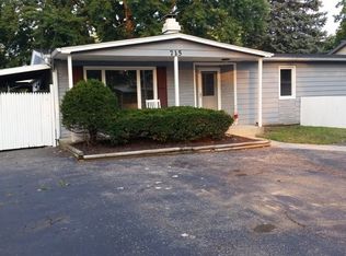 715 Kingston Blvd, McHenry, IL 60050