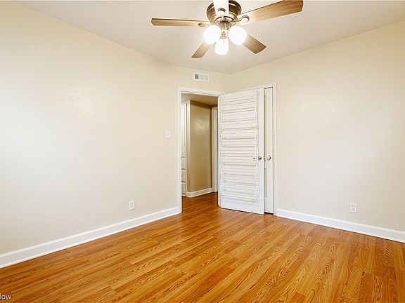 4th image of 317 Jennings Ave