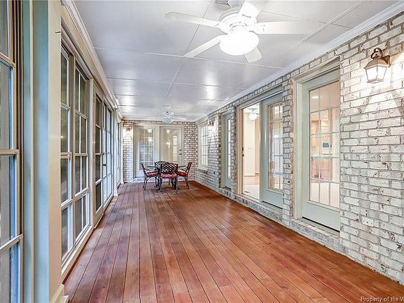 4th image of 136 Southern Hls
