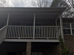 10 Ican Dr APT D, Arden, NC 28704