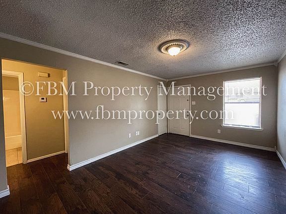 3rd image of 1013 N Gaines St APT A