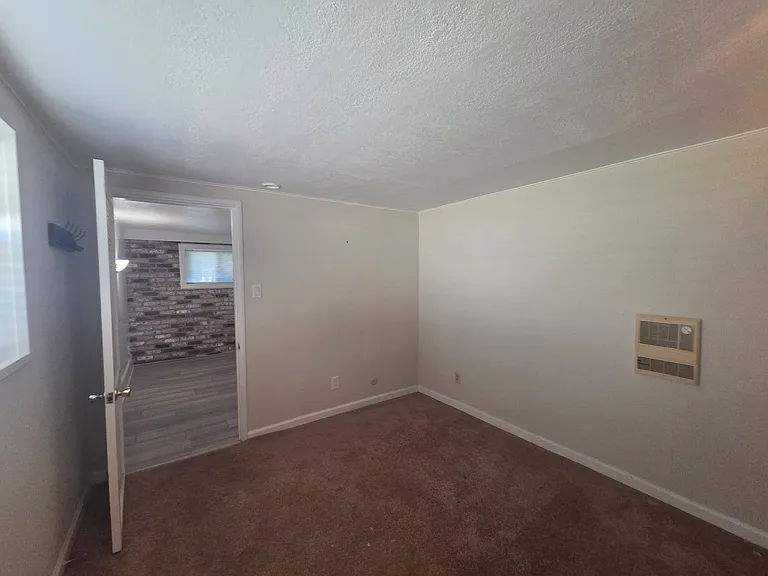 3851 Vineyard Ave #D — Photo 11