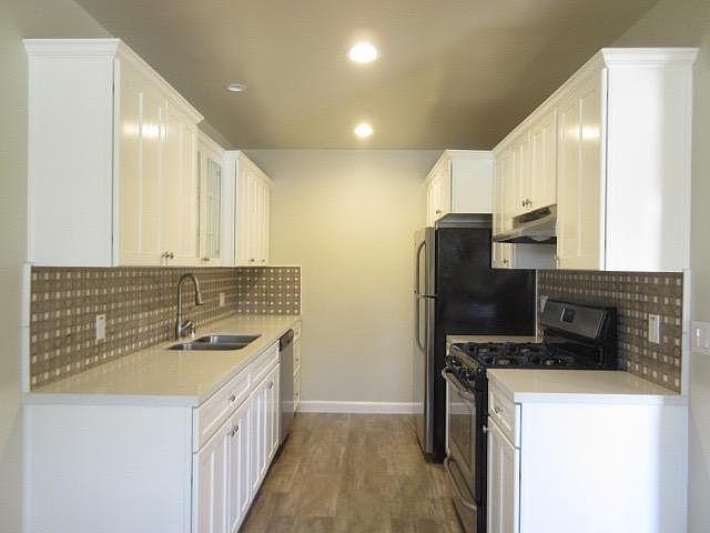 1st image of 828 N Martel Ave APT 5