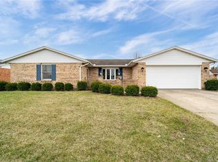 781 Greyhound Dr, New Lebanon, OH