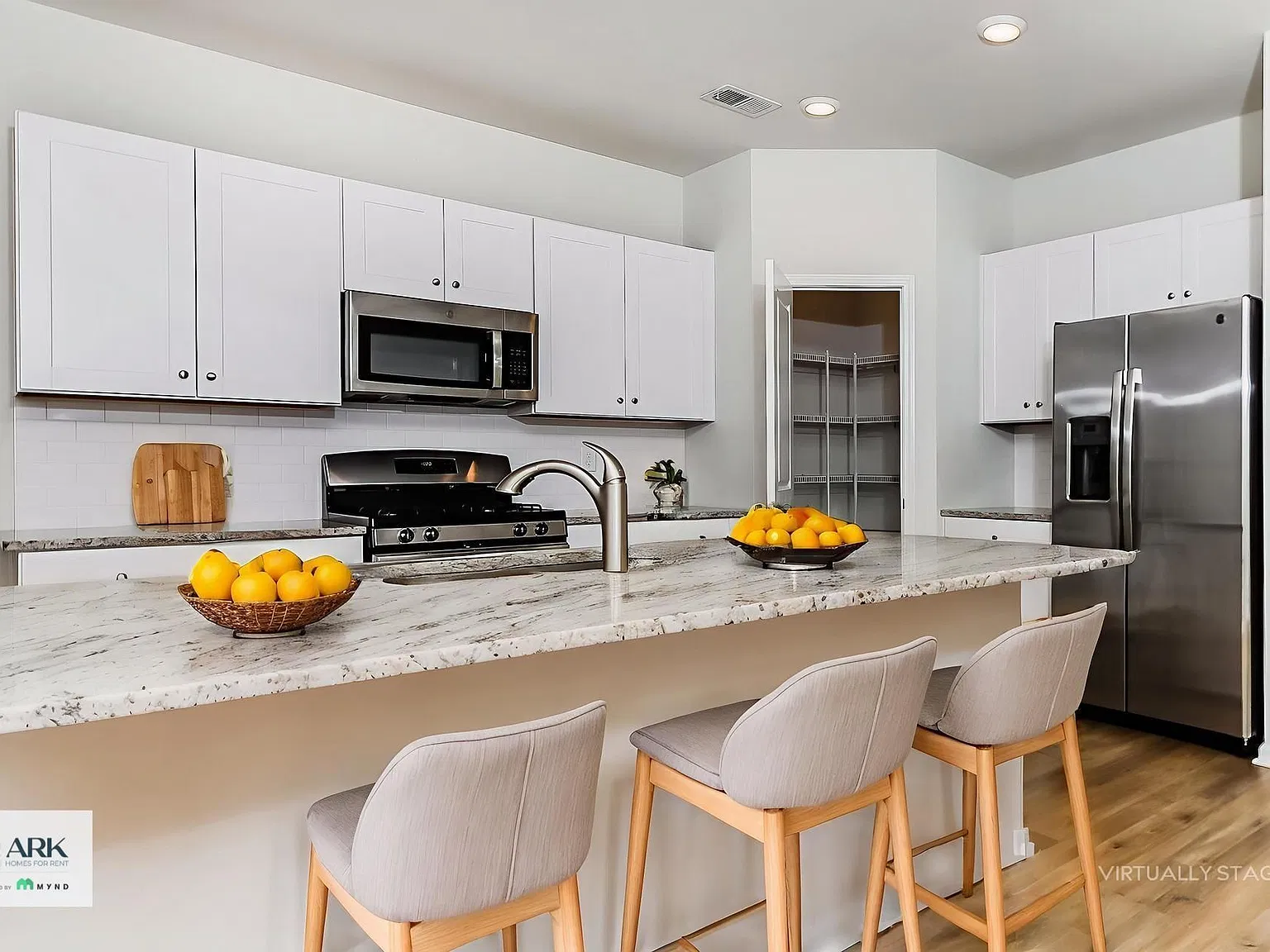4 bed, 2.0 bath, 1779 sqft, $2,265 — Photo 3
