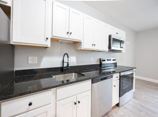 6899 Post Rd #106, North Kingstown, RI 02852