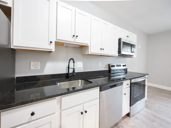 6899 Post Rd #206, North Kingstown, RI 02852