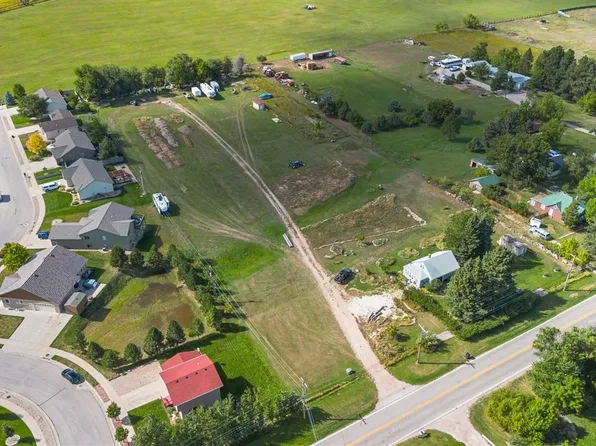 235 Upper Valley Rd, Spearfish, SD 57783
