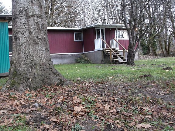 3rd image of 41855 Cape Horn Dr