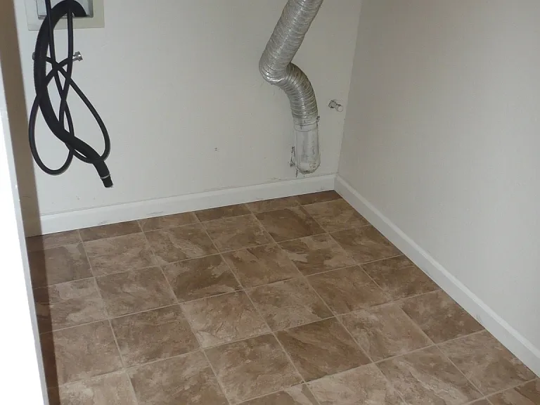 1205 Duke Dr — Photo 14