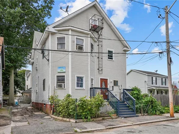 20 Saint James St, Providence, RI 02907