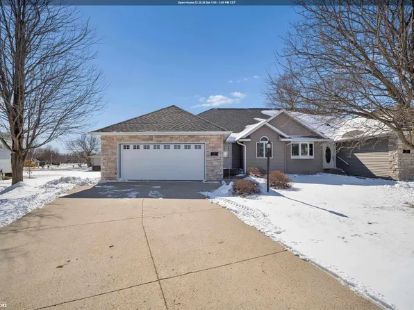 3253 Pinnacle Ct, Mason City, IA 50401